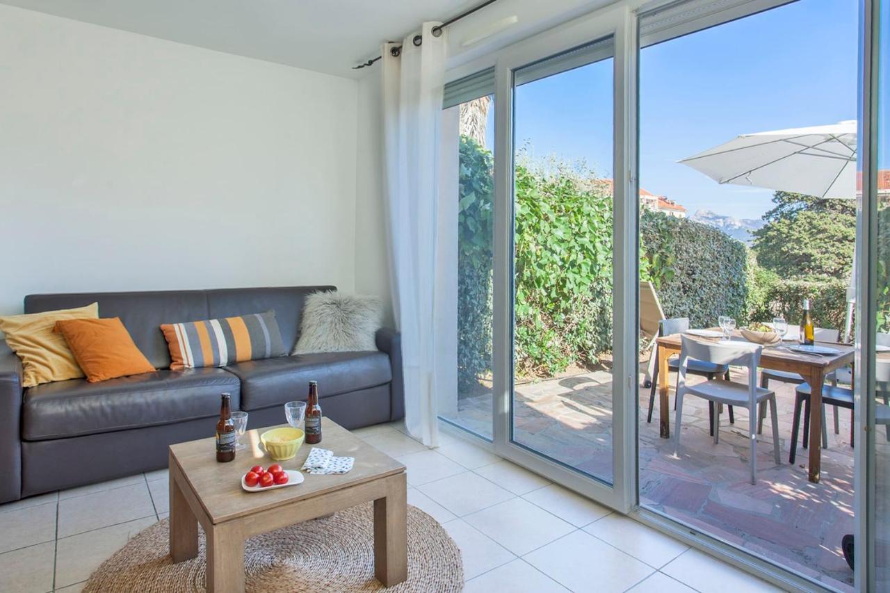 Mare Appart Avec Jardin Et Bbq Vue Mer Et Montagne Plage Et Port A 2 Pas Calvi  Dış mekan fotoğraf